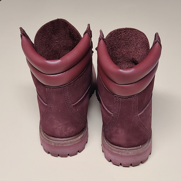 Timberland classic 6" boot size 6 1/2 - Picture 5 of 10